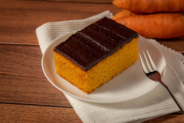 Bolo de Cenoura sem Glúten e sem Lactose